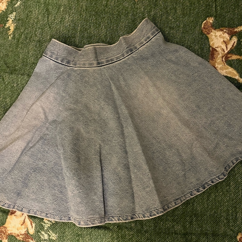 Vintage GAP Denim Skirt - Picture 2 of 5
